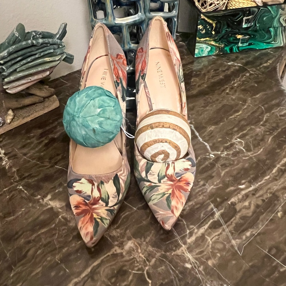 NWT Nine West Floral Print Heels - Picture 4 of 5